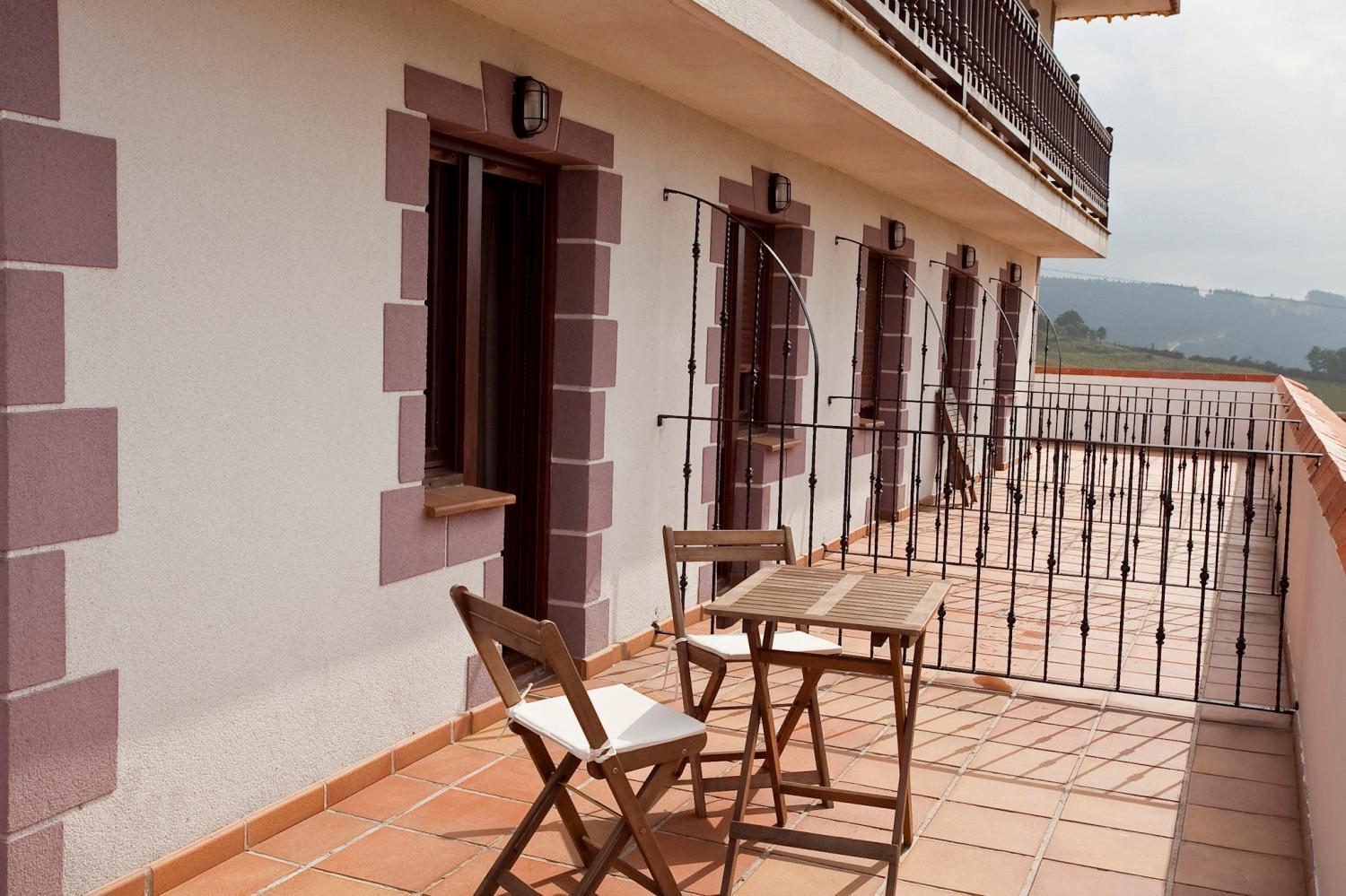 Hospederia Las Calzadas San Vicente De La Barquera Exterior photo