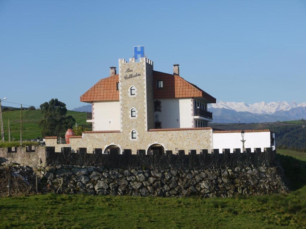 Hospederia Las Calzadas San Vicente De La Barquera Exterior photo